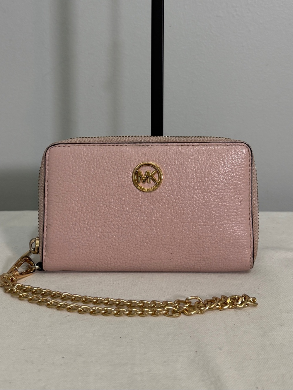 Michael Kors Blush Pink Pebbled Leather Wallet Wristlet with Replacement Strap